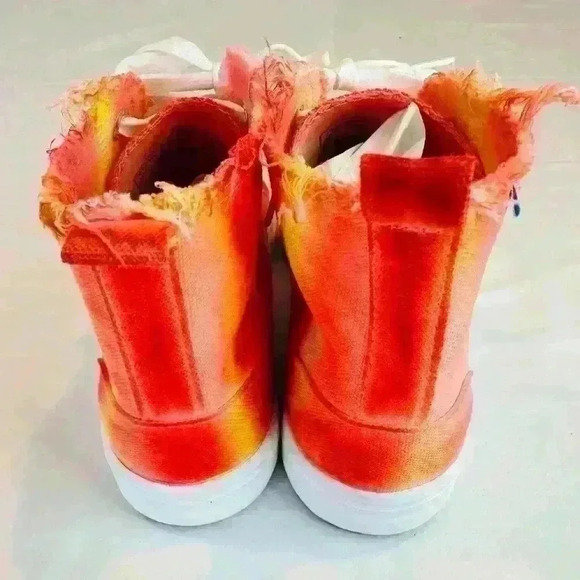 Obtaom high top tie dye sneakers, size 7, NWOT. - Picture 3 of 5